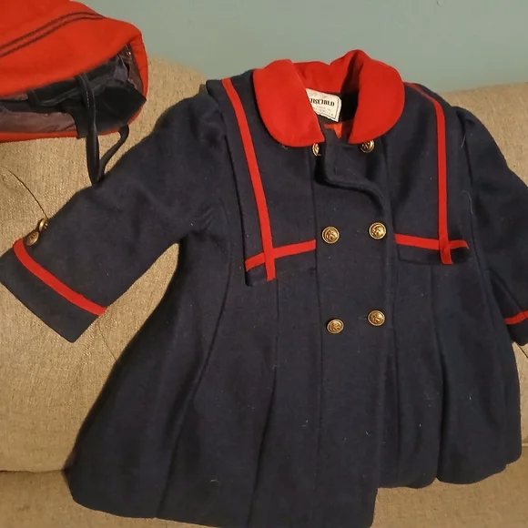Rothchilds Toddler Girls. Red and Navy Pea Coat with Hat.  Size 3 Toddler. - Picture 4 of 16